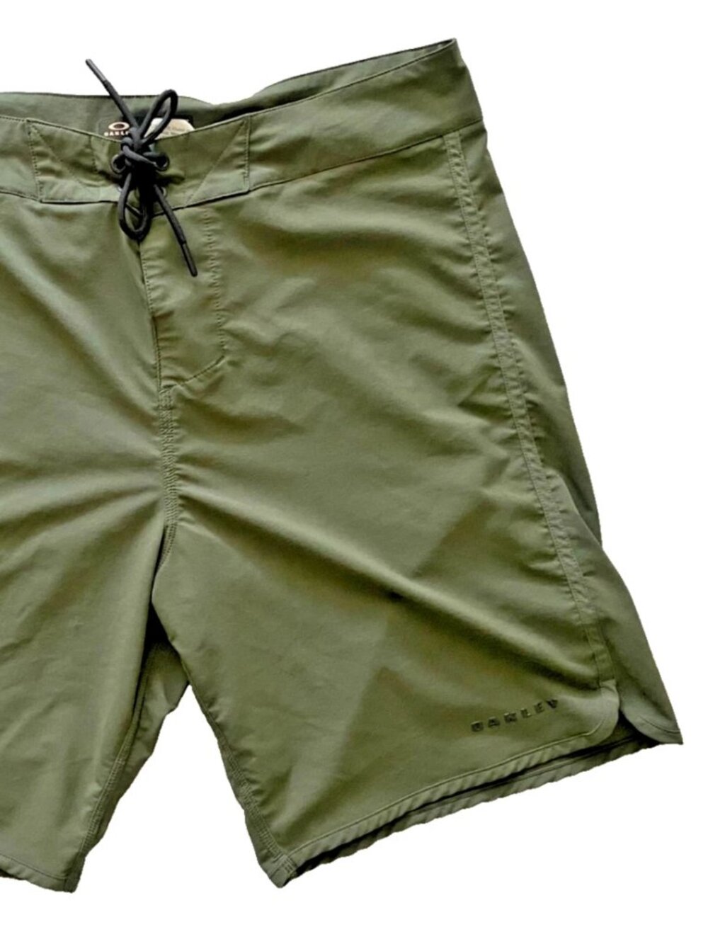 Oakley Men's Boardshorts Size 34 Army Green